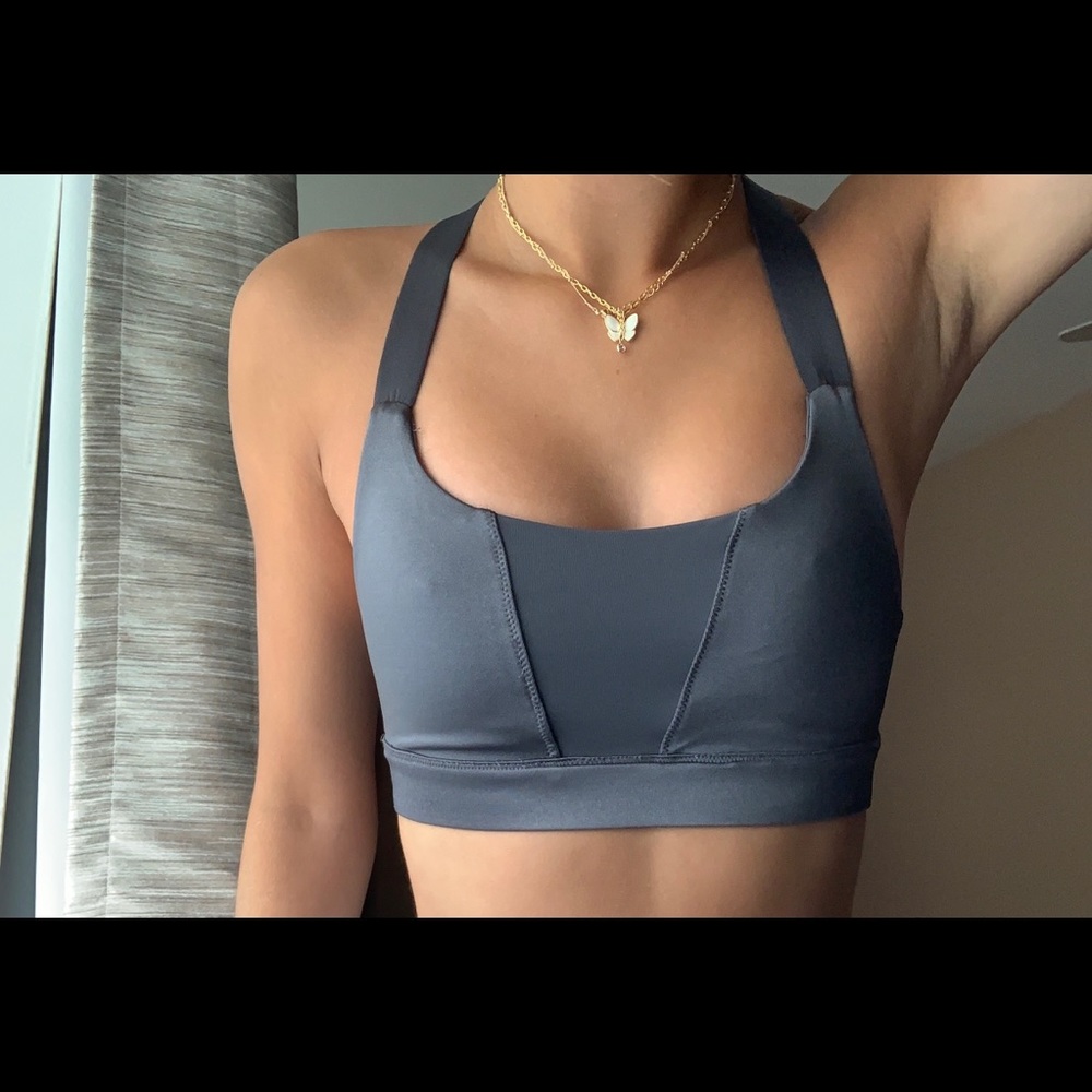 Free people move in sports bra/crop top